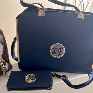 Dashein Purse and matching Wallet (Blue and Gold)